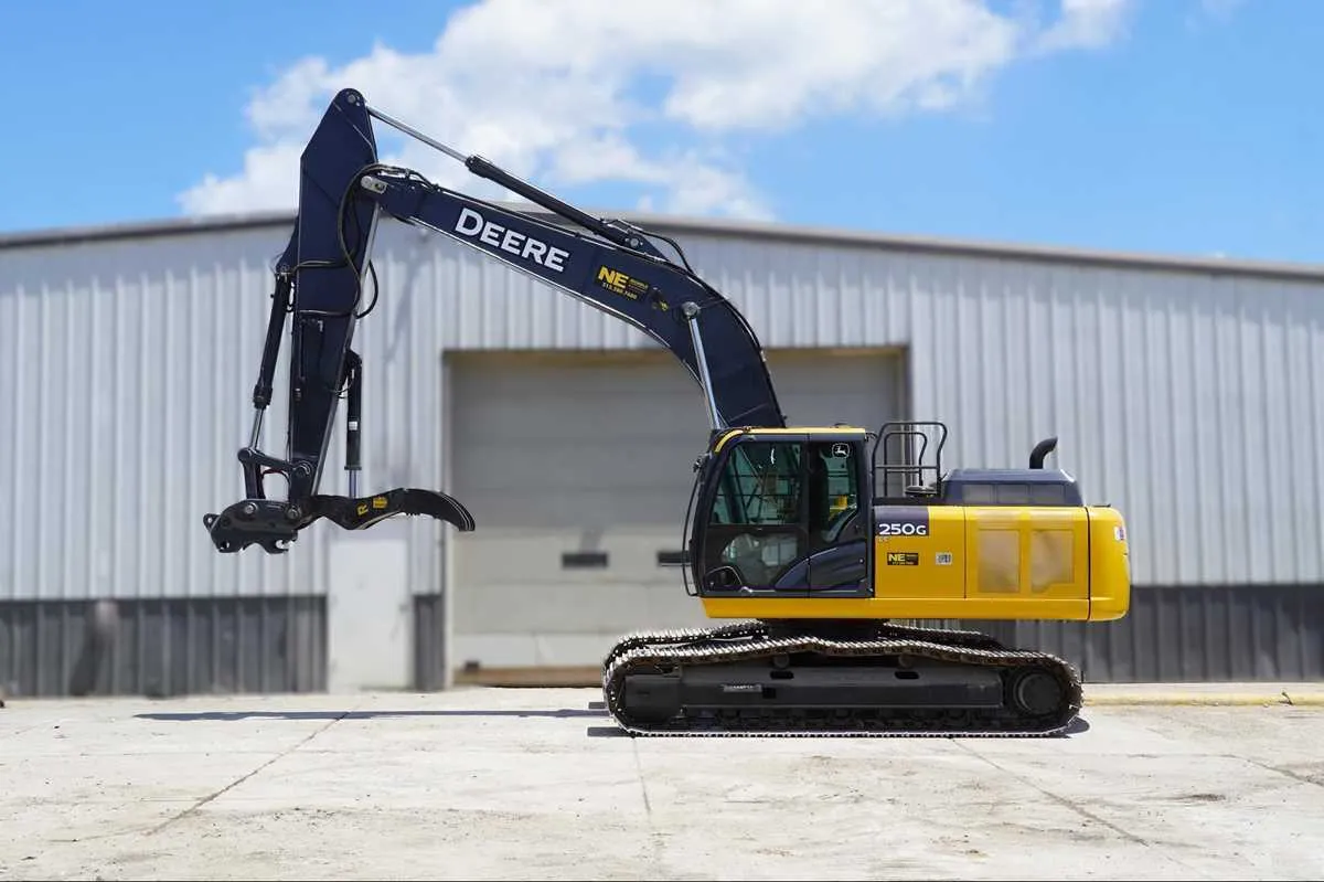 john deere 690b excavator specs