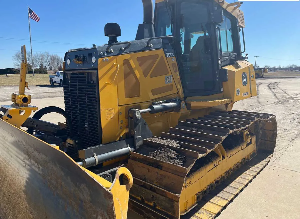 john deere 700k specs