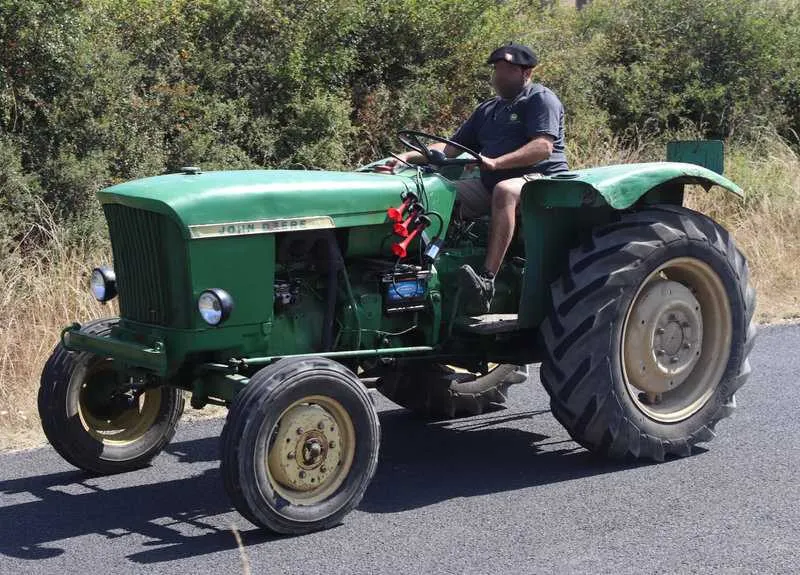john deere 717 specs
