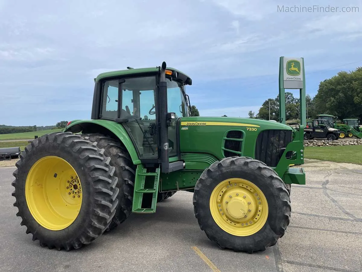 john deere 7330 standard specs