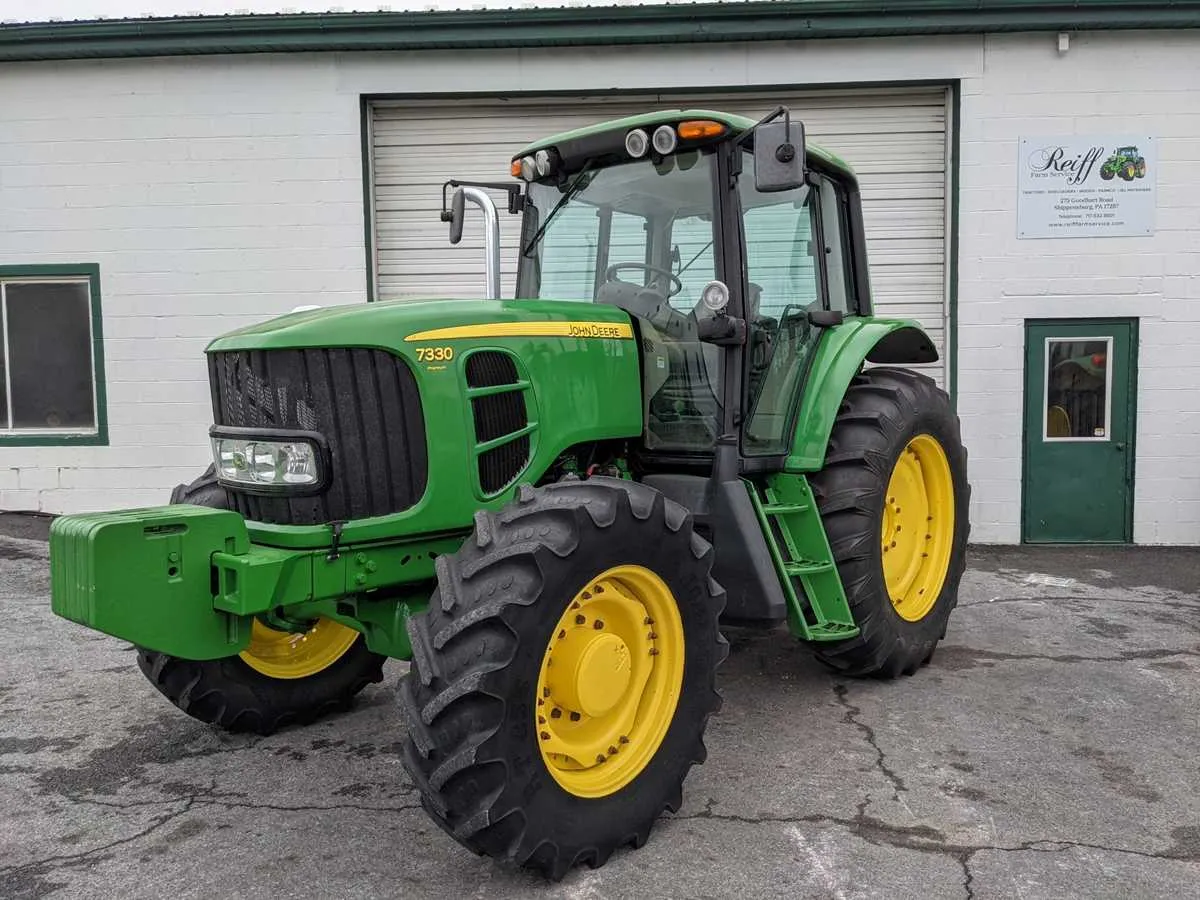 john deere 7330 standard specs