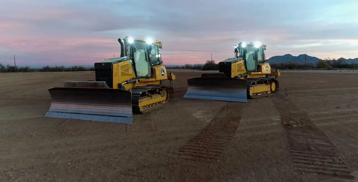john deere 750c dozer oil specs