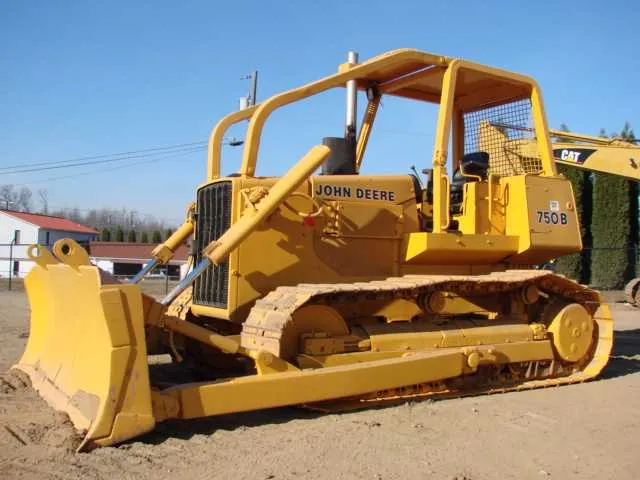 john deere 750d dozer specs
