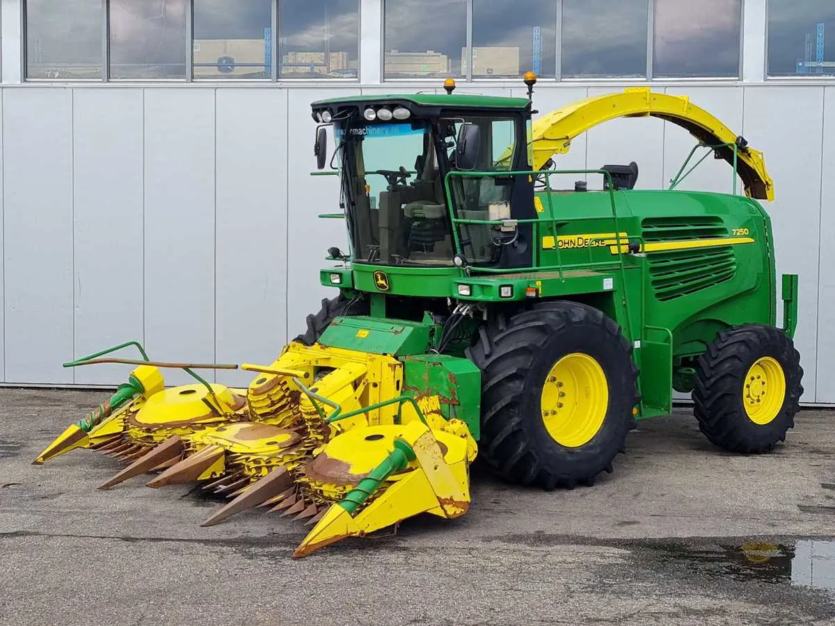 john deere 7700 chopper specs