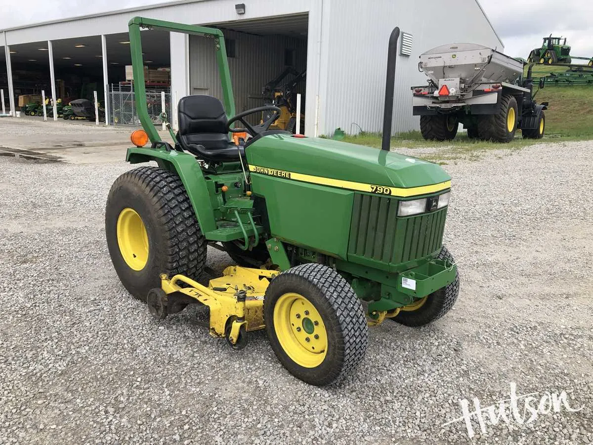 john deere 790 compact tractor specs