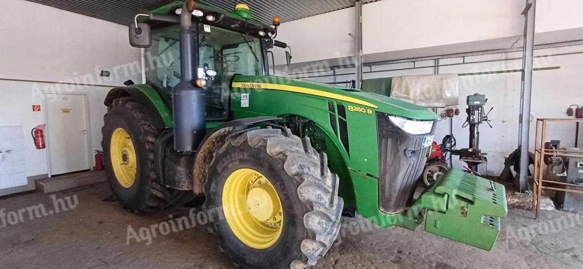 john deere 8260r tractor specs