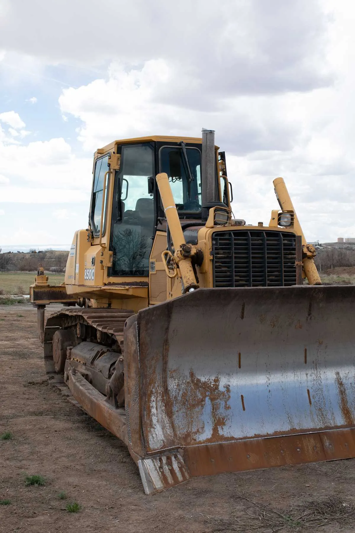 john deere 850b lt specs