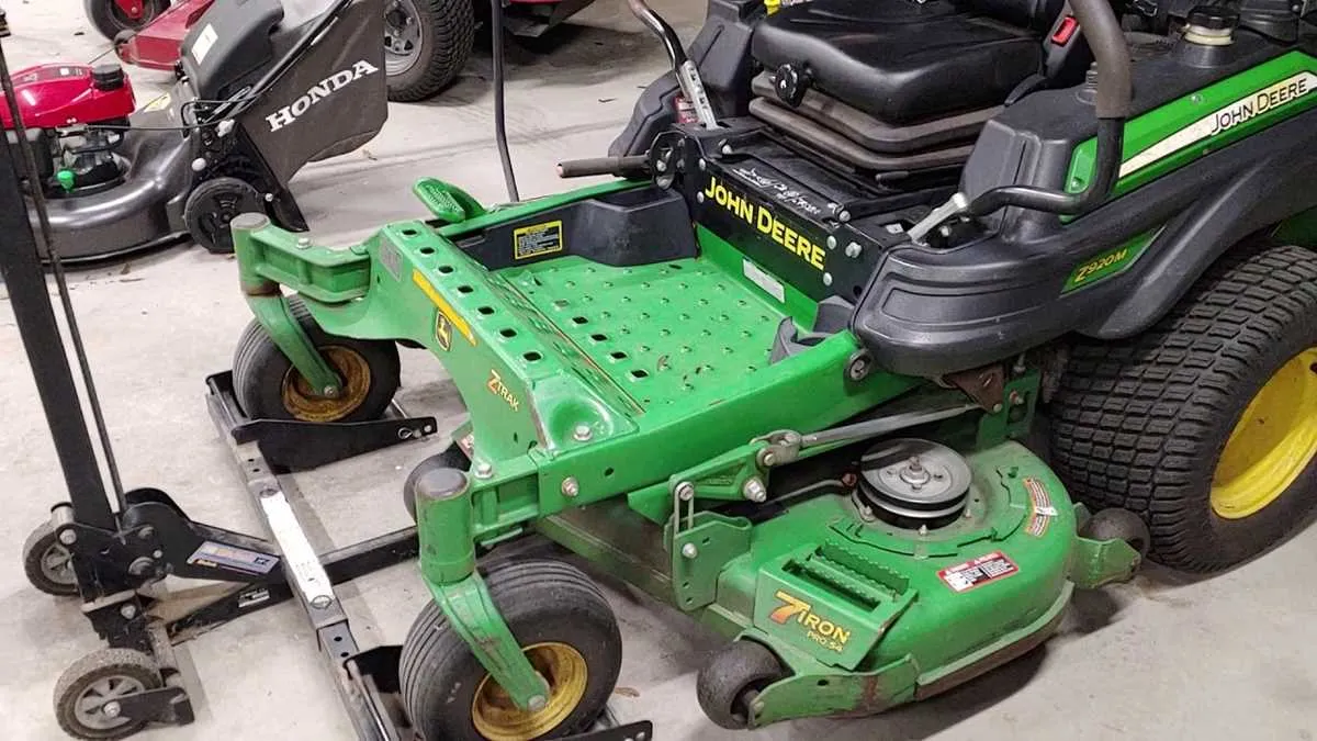 john deere 920m zero turn specs