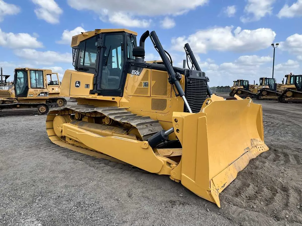 john deere bulldozer specs