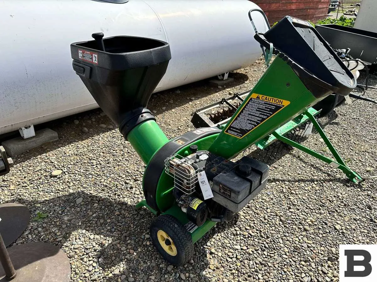 john deere cs5 wood chipper specs