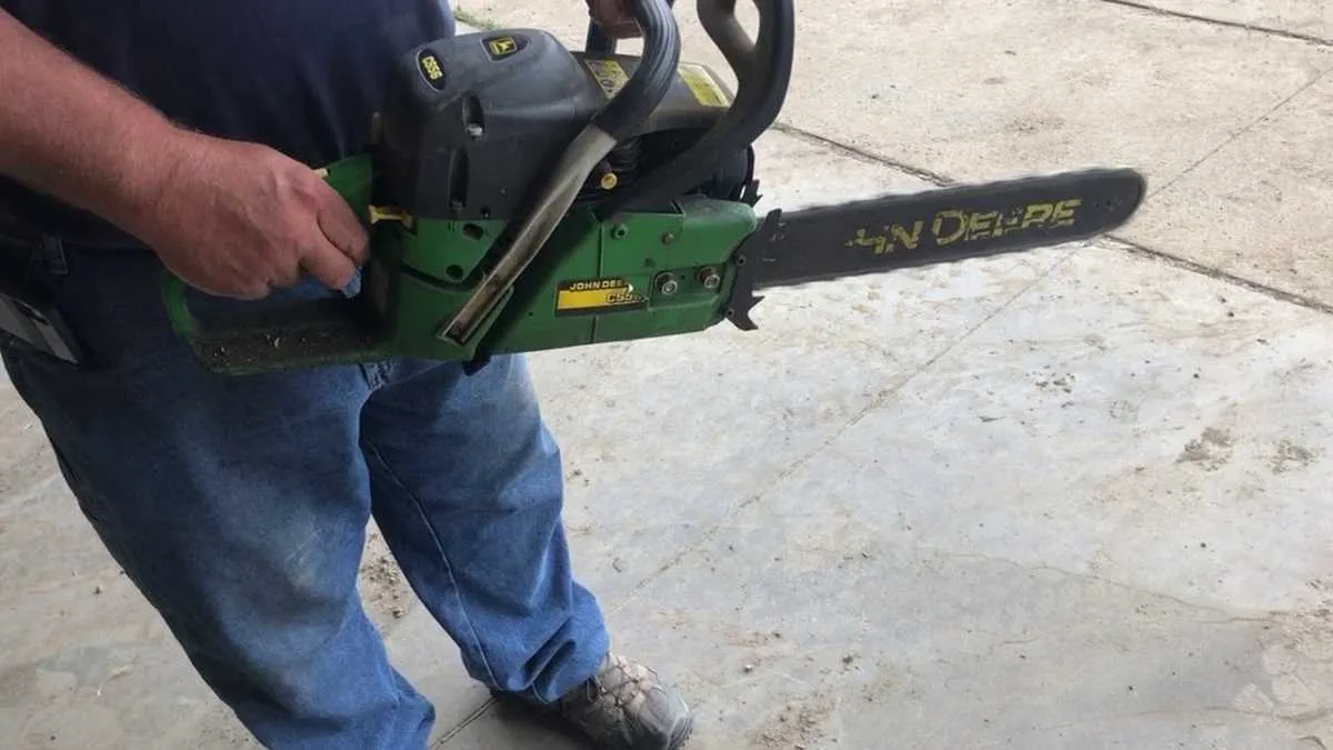 john deere cs56 chainsaw specs
