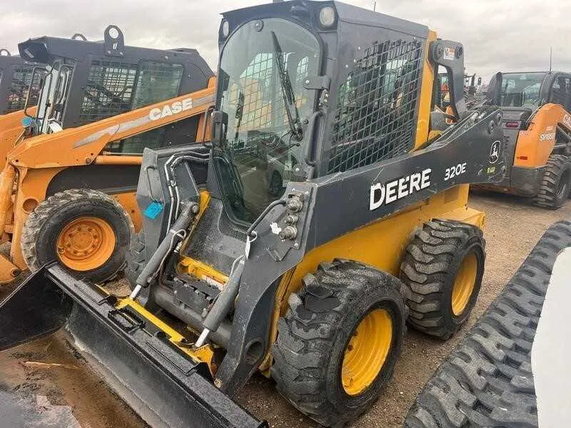 john deere e series skid steer specs