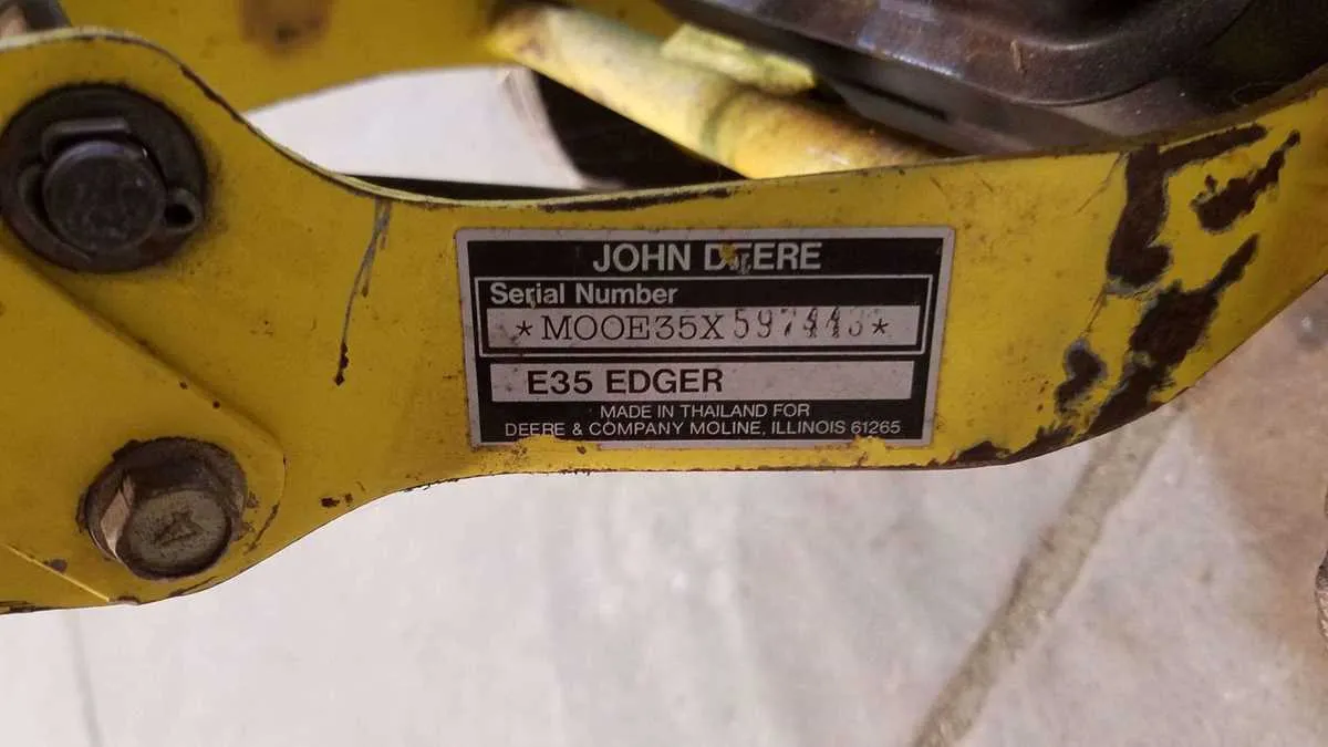 john deere e35 edger specs