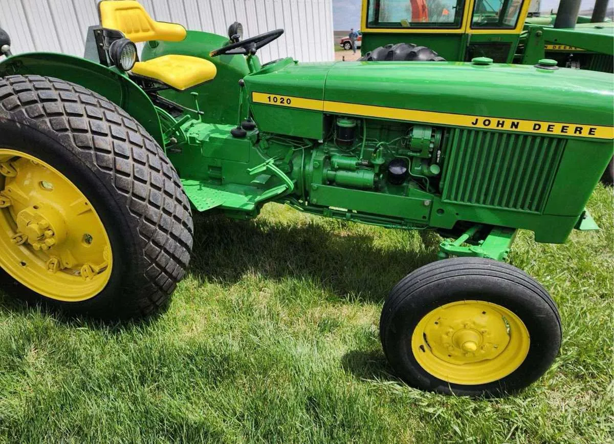 john deere model 1020 specs