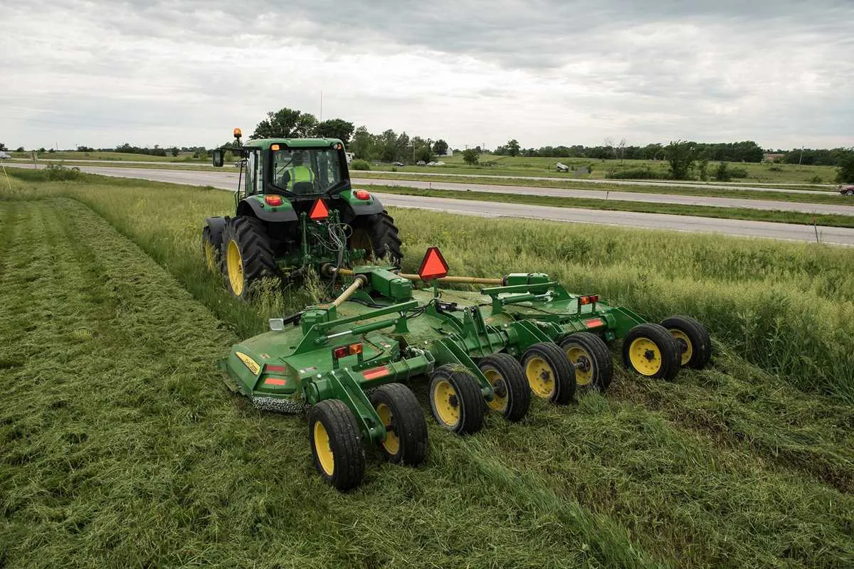 john deere r15 specs