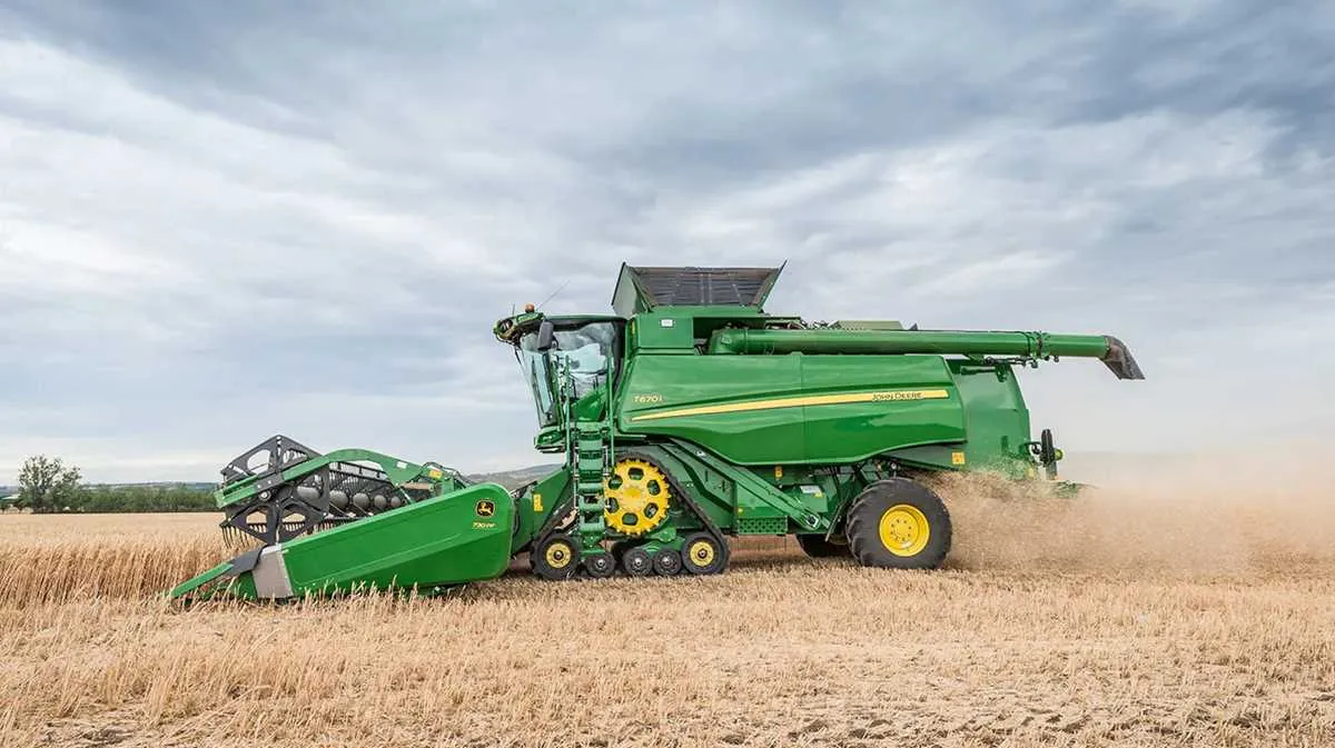 john deere t670 combine specs