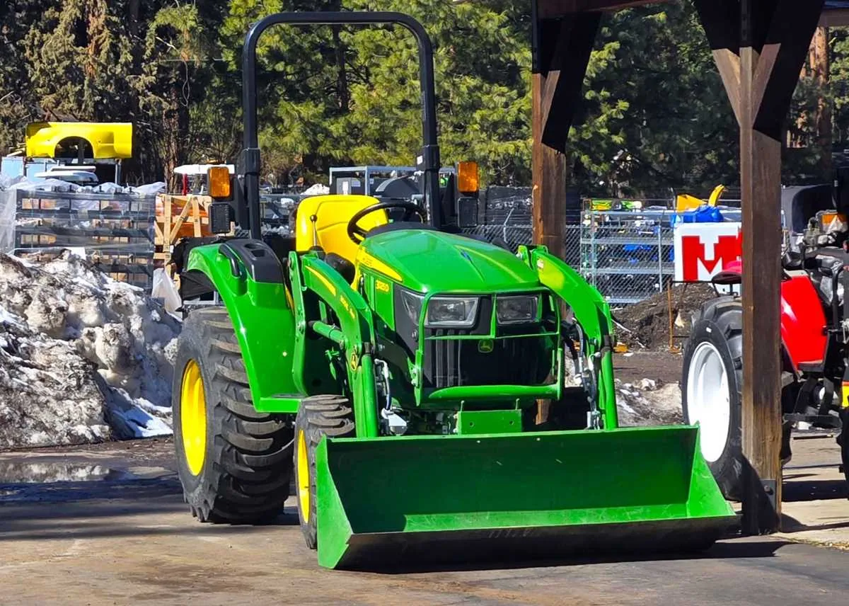 specs john deere 3025d