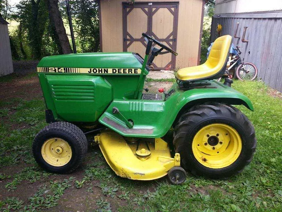 specs on john deere 214