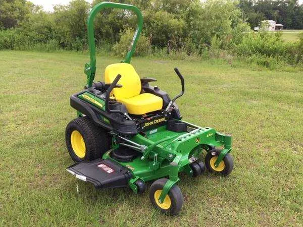 z915e john deere specs