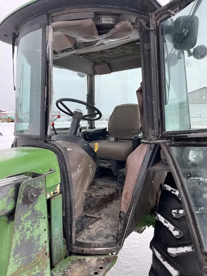 1983 john deere 2750 specs