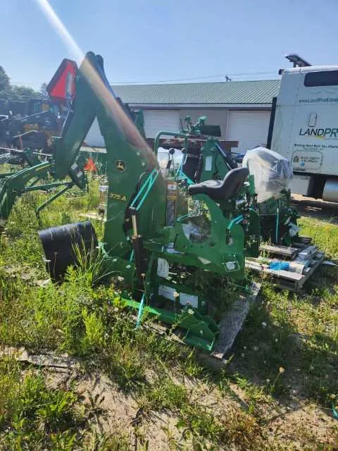 john deere 375a backhoe specs
