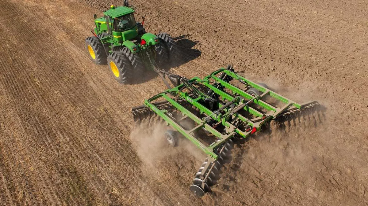 john deere 985 field cultivator specs