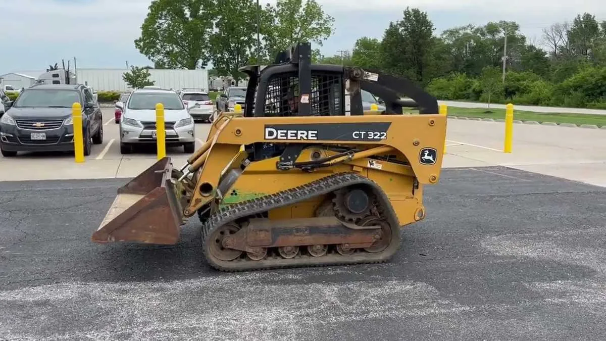 john deere 322 track loader specs