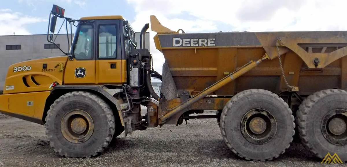 john deere 300d off road truck specs