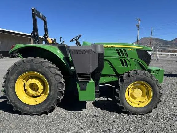 john deere 6135m specs