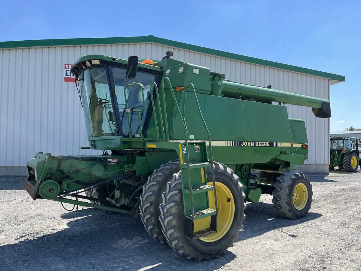 john deere 9500 oil combine specs