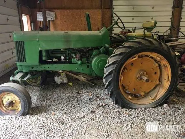 john deere 530 tractor specs