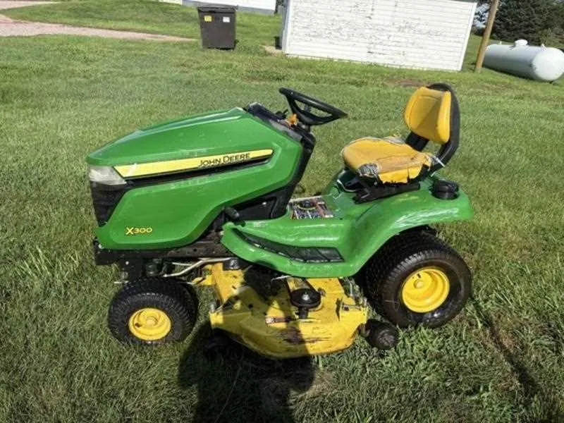 specs on john deere x300
