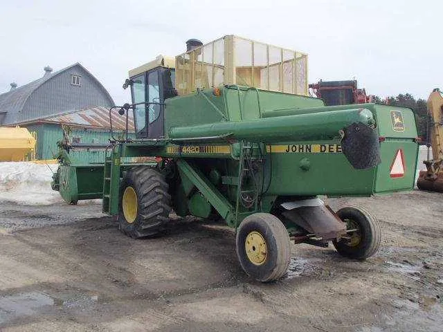 john deere 4420 specs