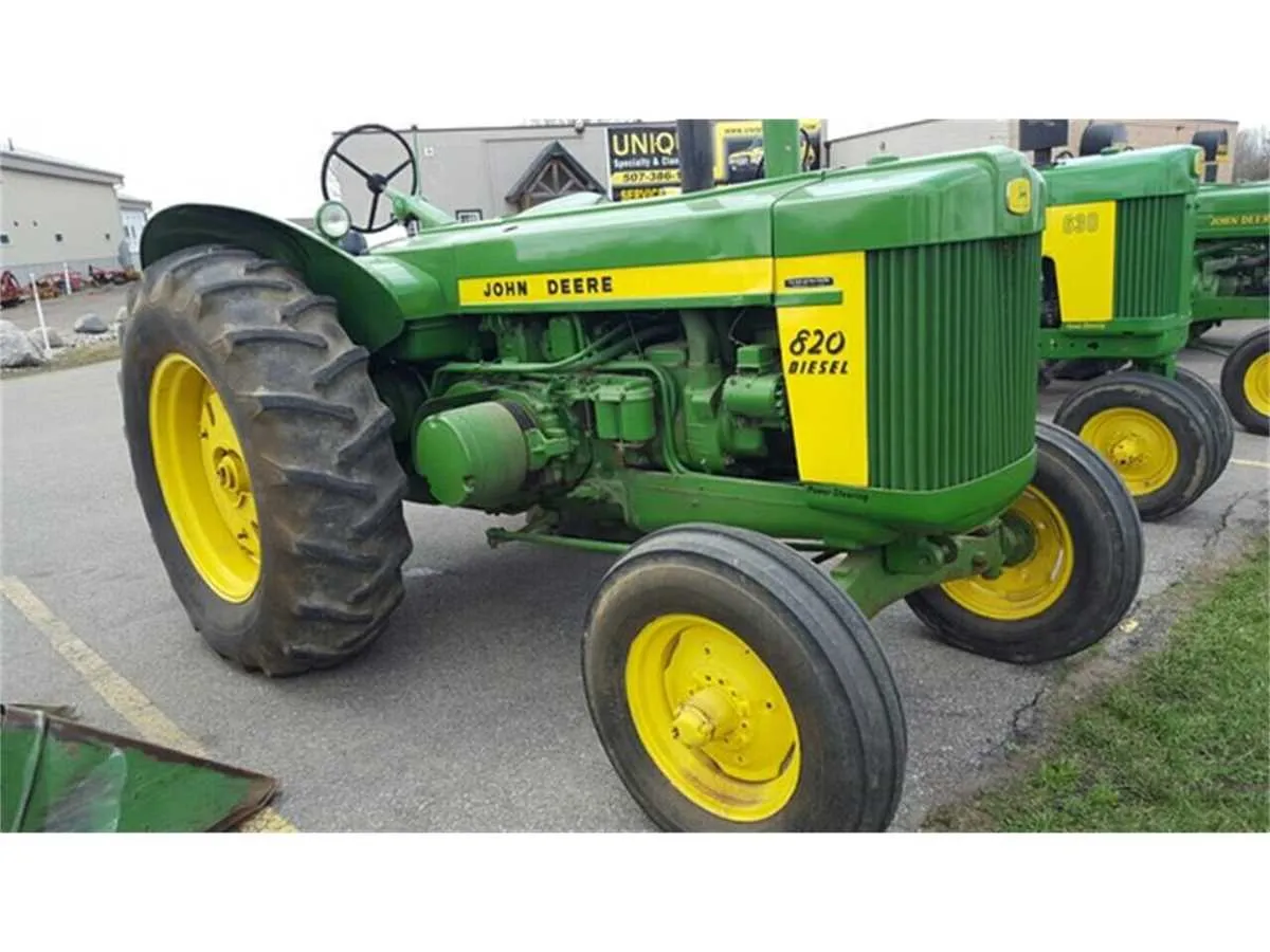 john deere 820 diesel specs