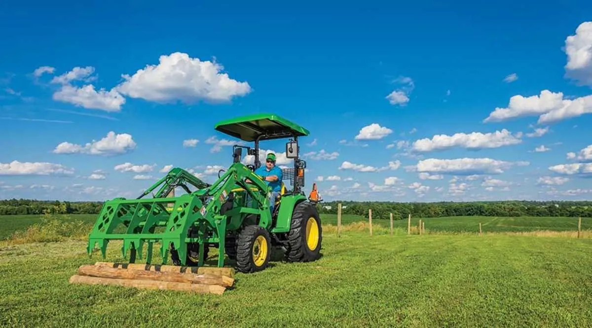 2014 john deere 3032e specs