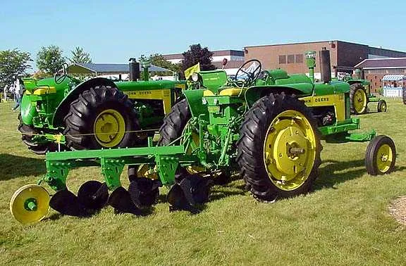 john deere 530 tractor specs