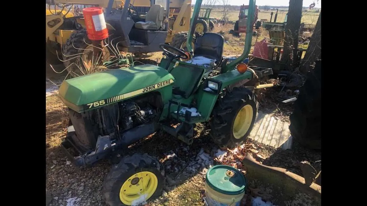 1995 john deere 755 specs