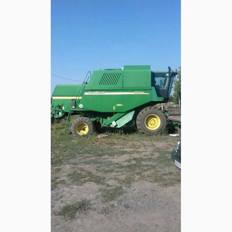 john deere 1550 combine specs