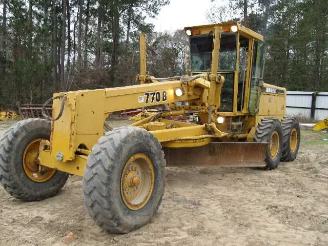770 john deere tractor specs