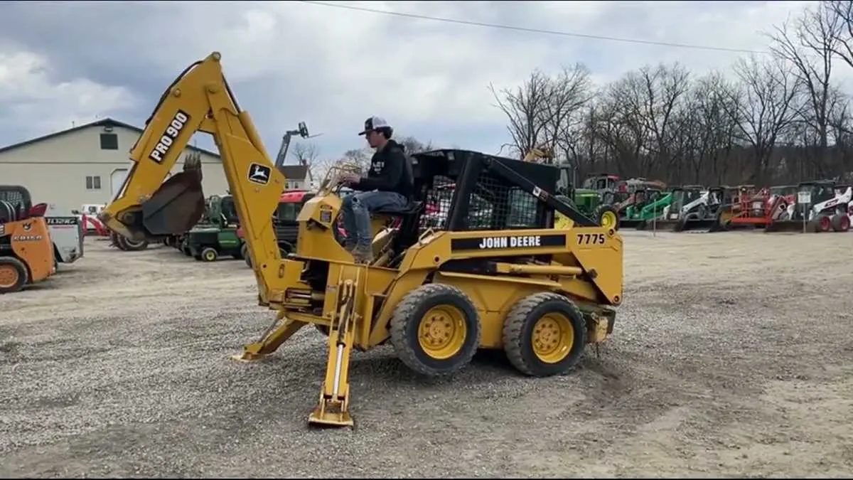 john deere 7775 specs
