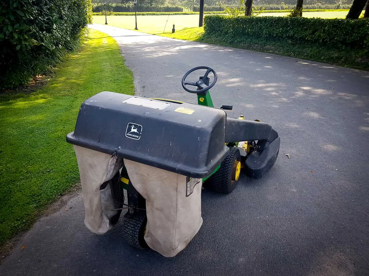 john deere f525 specs
