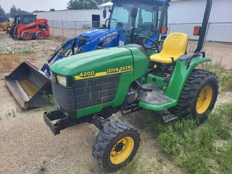 john deere 1050 full size tractor specs