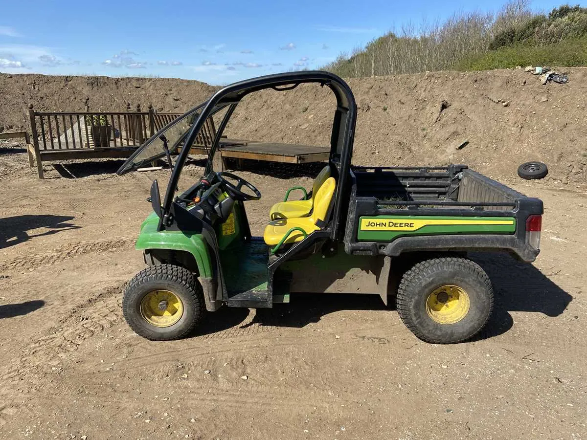 john deer gator specs