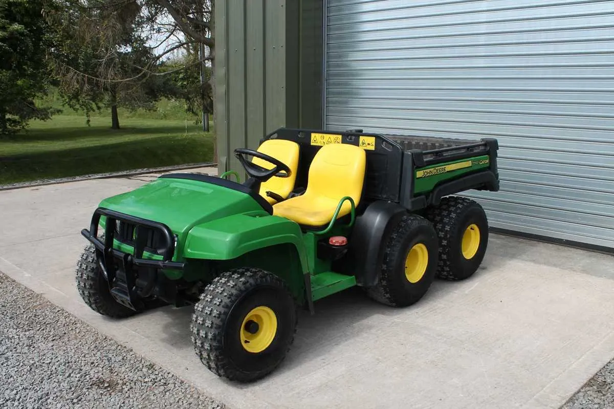 john deer gator specs