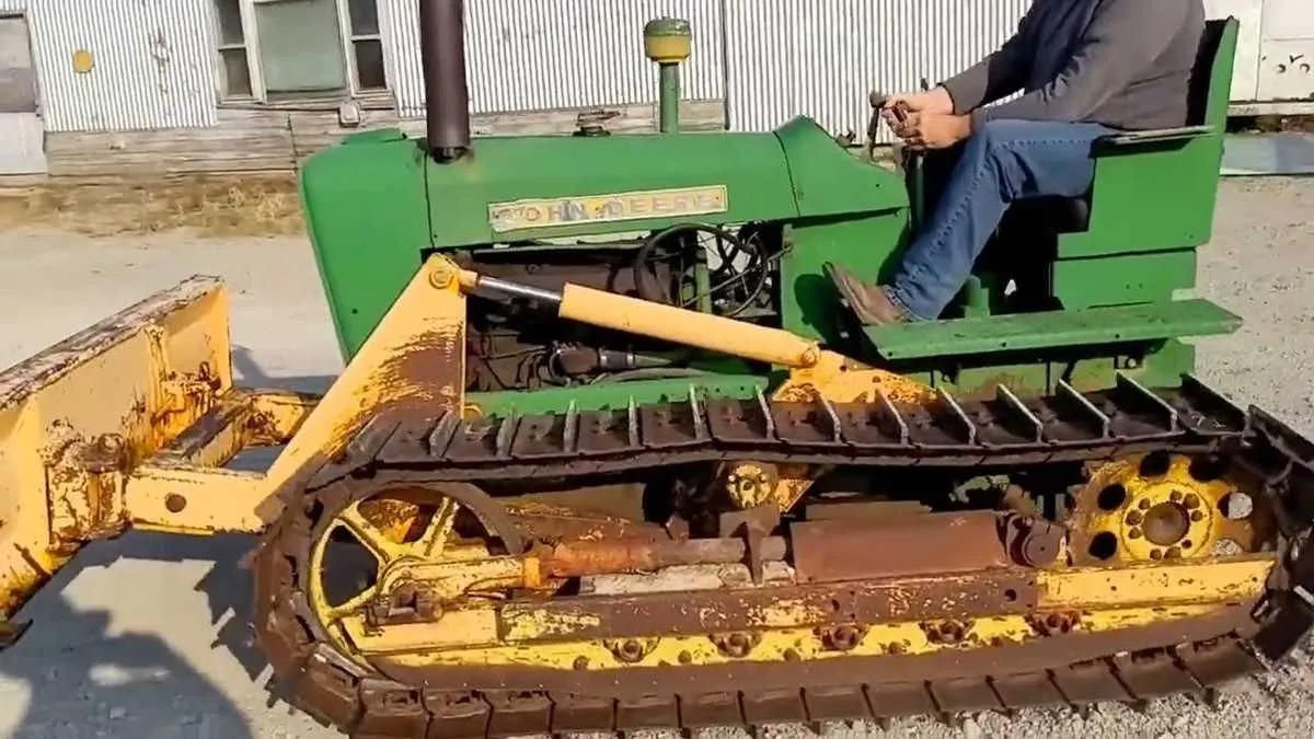 john deere 10 10 dozer specs