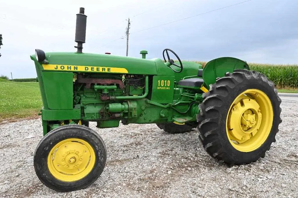 john deere 1010 special specs
