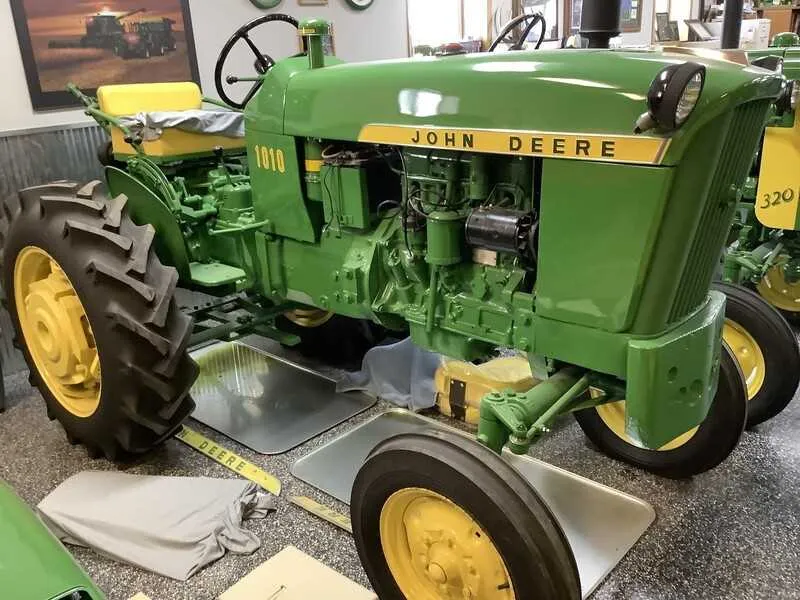 john deere 1010 special specs