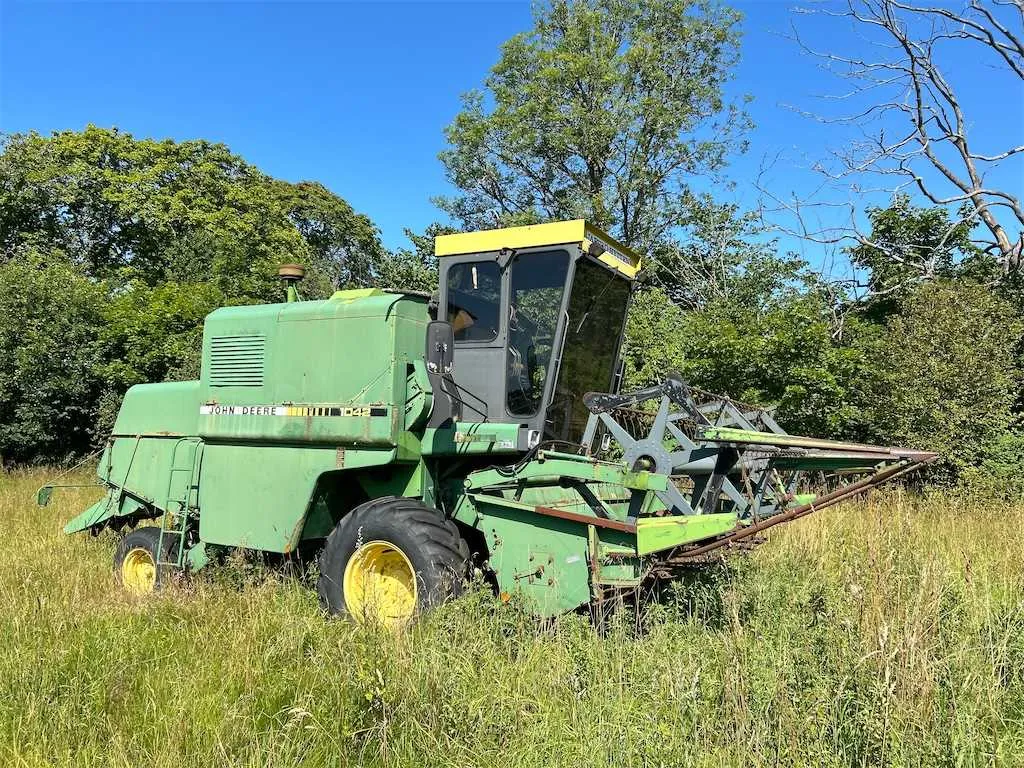 john deere 1042 tractor specs
