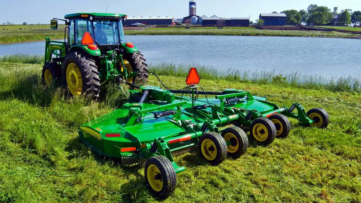 john deere 272 finish mower specs