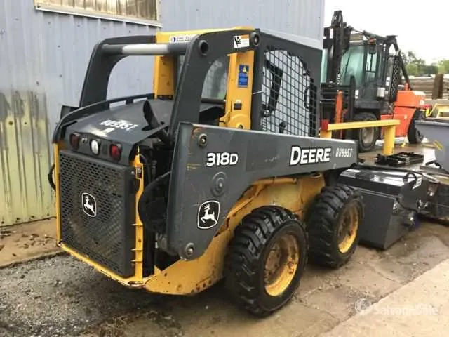john deere 318d skid steer specs